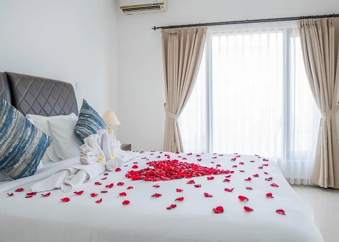 Akmali Basangkasa- 2 Bedrooms Seminyak (Bali)